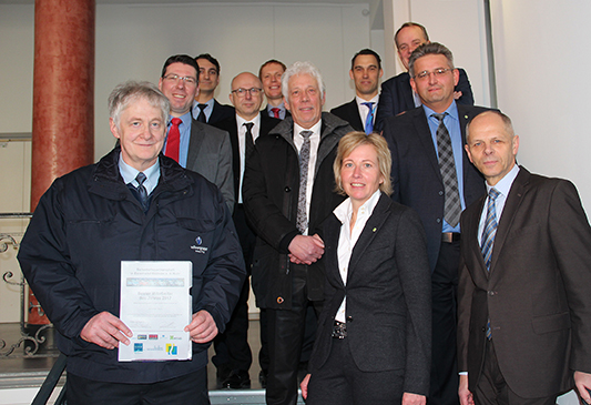 Mitarbeiter des Jahres 2017 Mitarbeiter des Jahres 2017 von der Vollmergruppe Dienstleistung